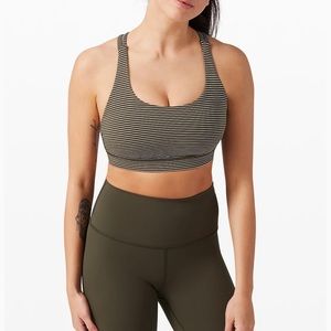 NWT Lululemon Energy Bra size 6!